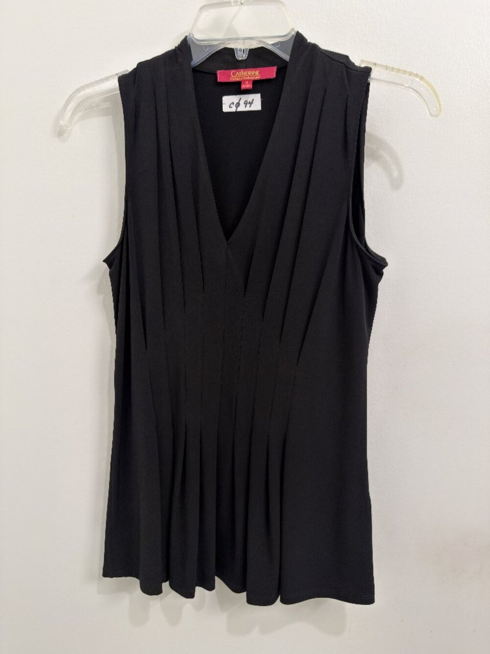 C094 Catherine Malandrino Sleeveless Pleated V-Neck Top